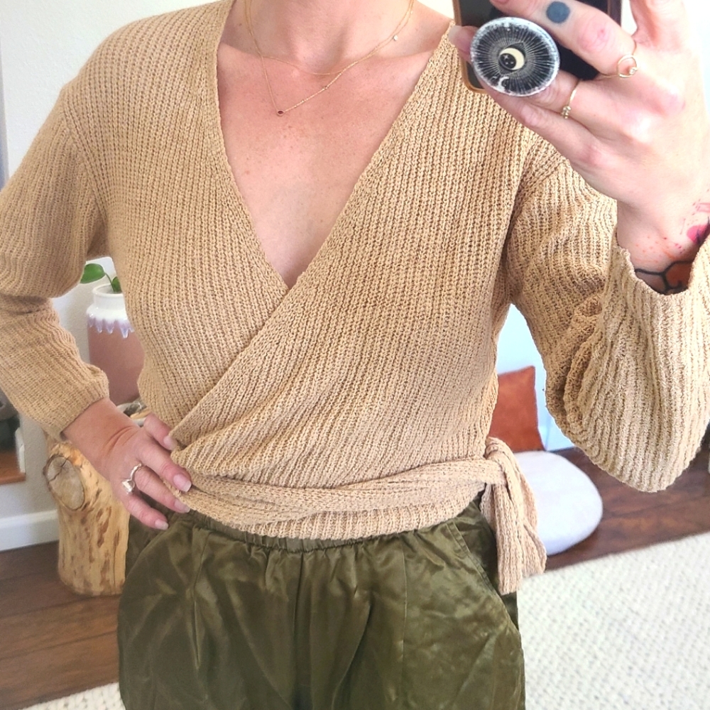 EUC H&M Wrap Knit